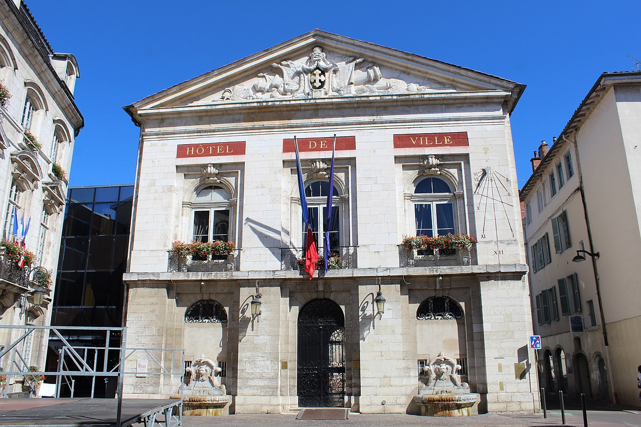 bourg.jpg